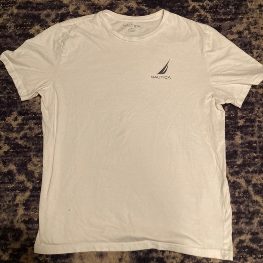 Vintage Nautica fishing graphic tee